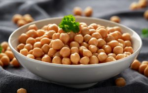 Chickpeas are an iron rich food containing 12.5 mg per 1 cup